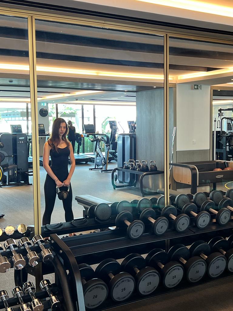 grid-image grid-container-image